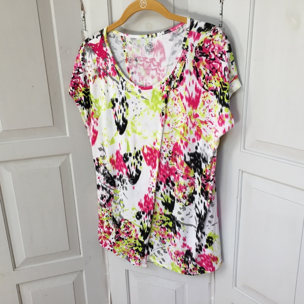 Gaiam Multi-Color Tee - Picture 7 of 15